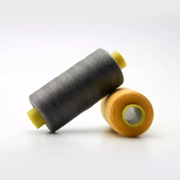 Polyester-Nähgarn 40/2 500M*3KEGEL